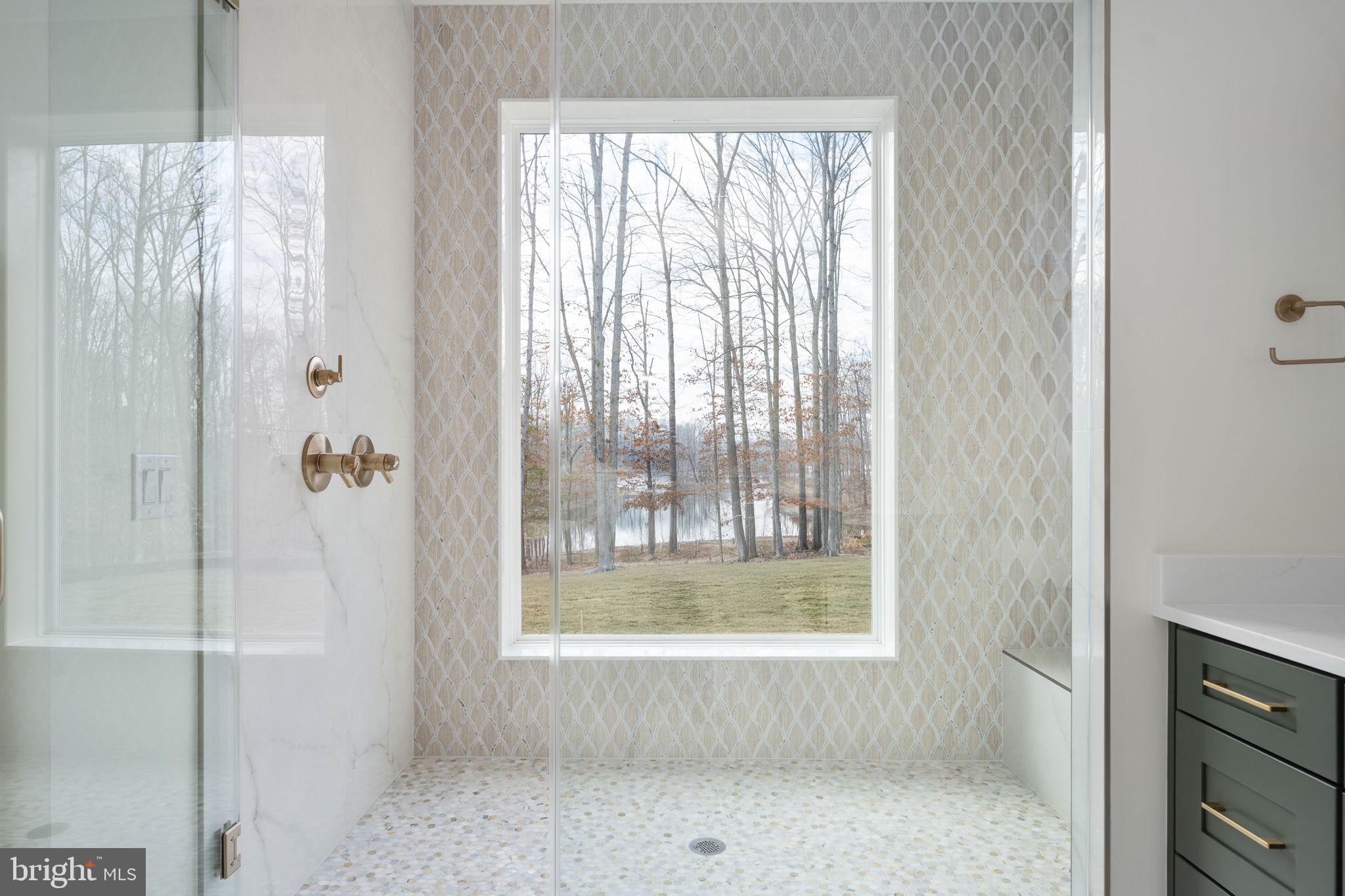 ROSNI ESTATES - Residential