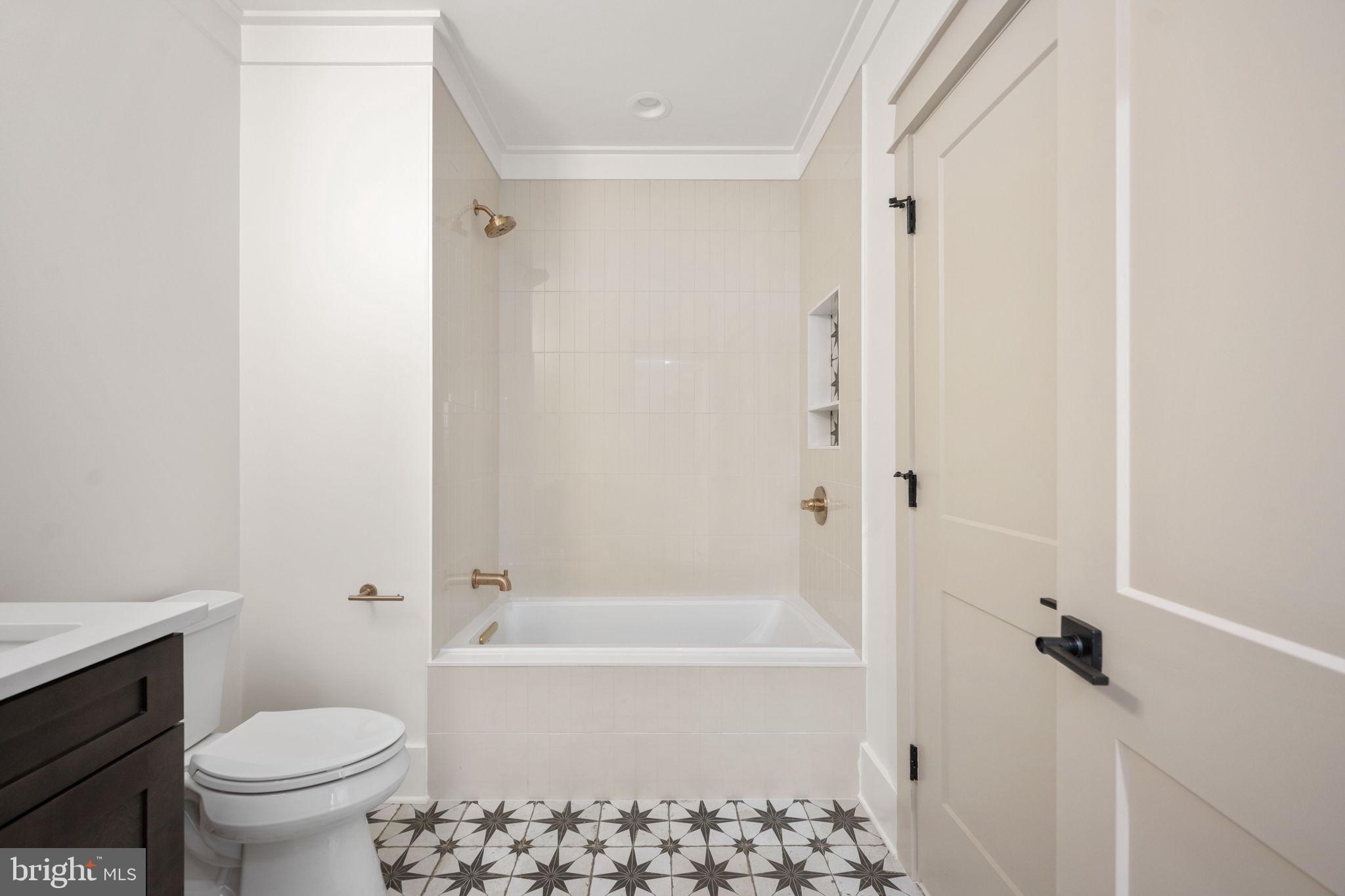 ROSNI ESTATES - Residential