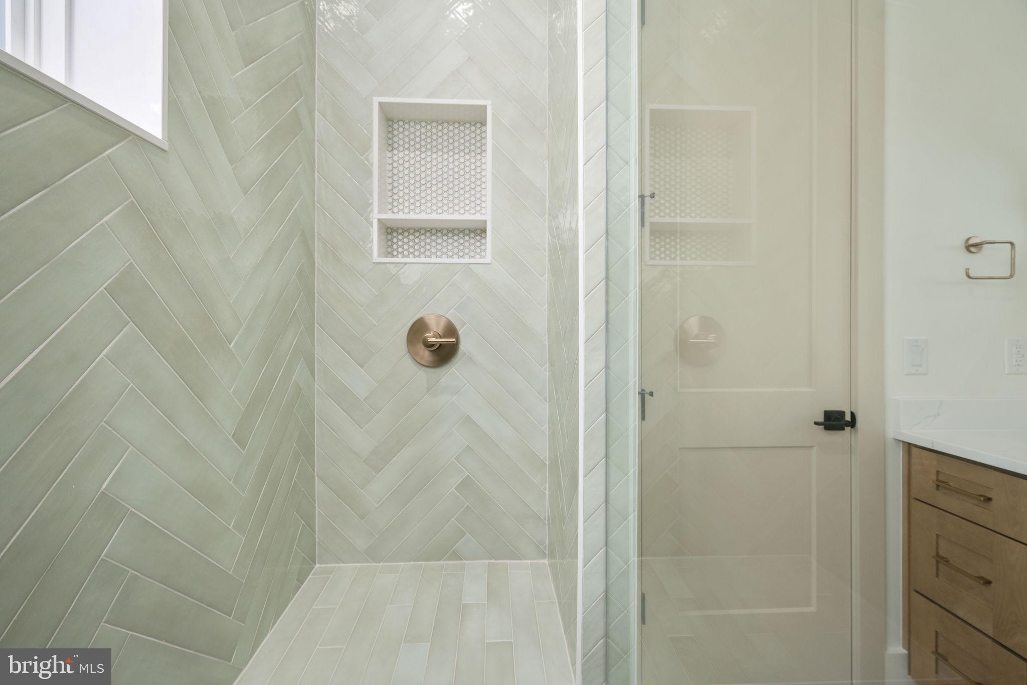 ROSNI ESTATES - Residential