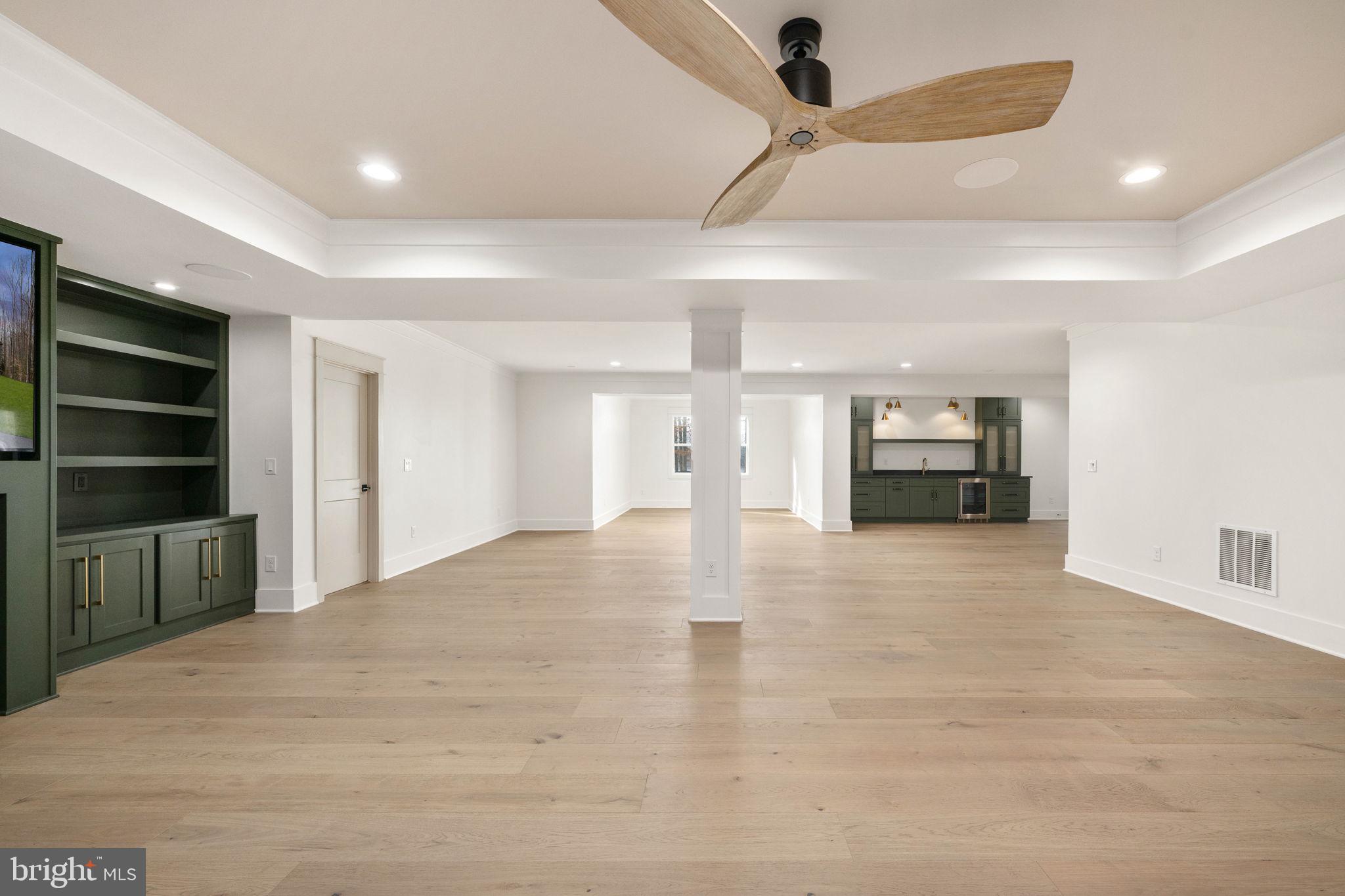 ROSNI ESTATES - Residential