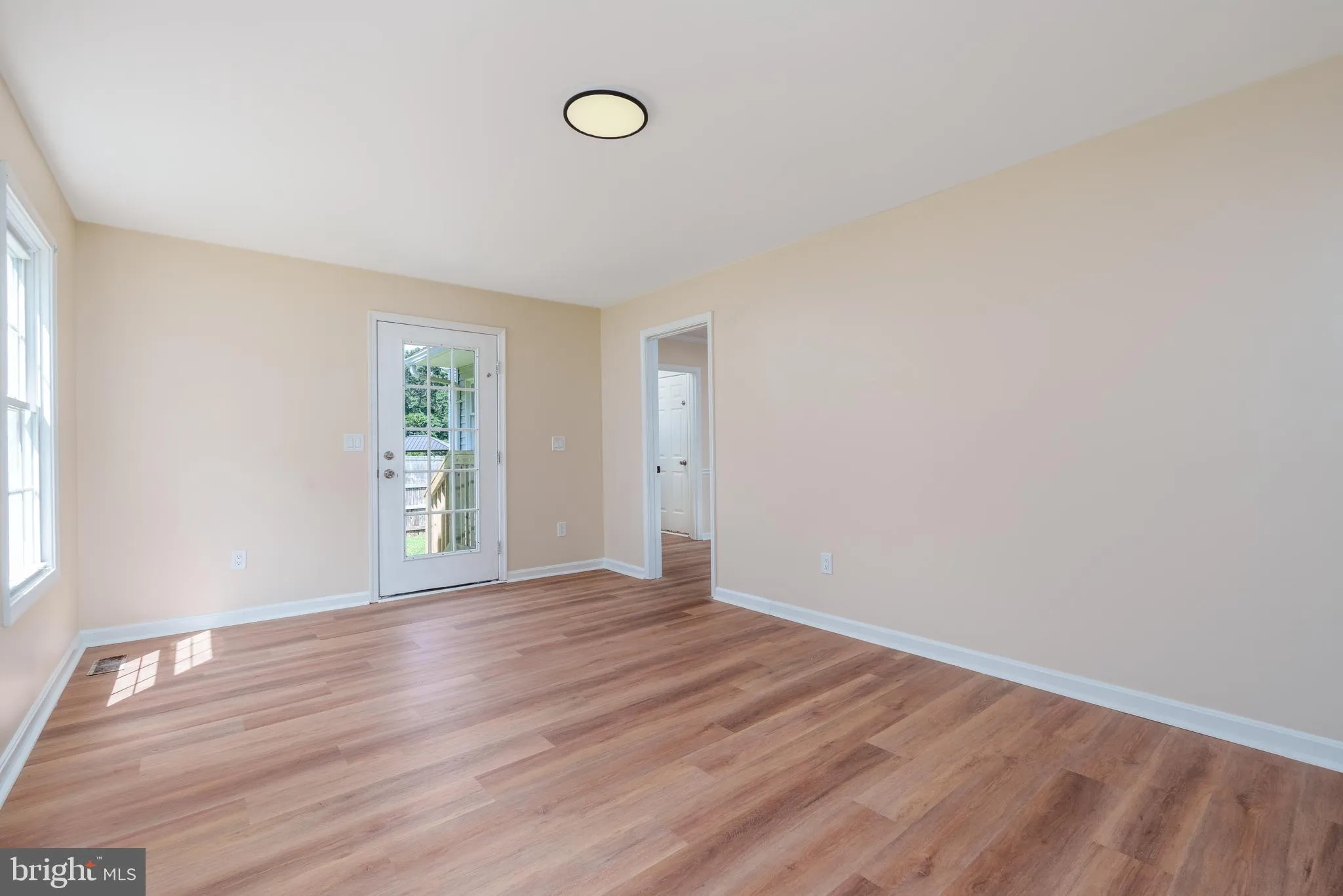 Dover, Delaware 19901, United States, 5 Bedrooms Bedrooms, ,3 BathroomsBathrooms,Residential,Active,174679