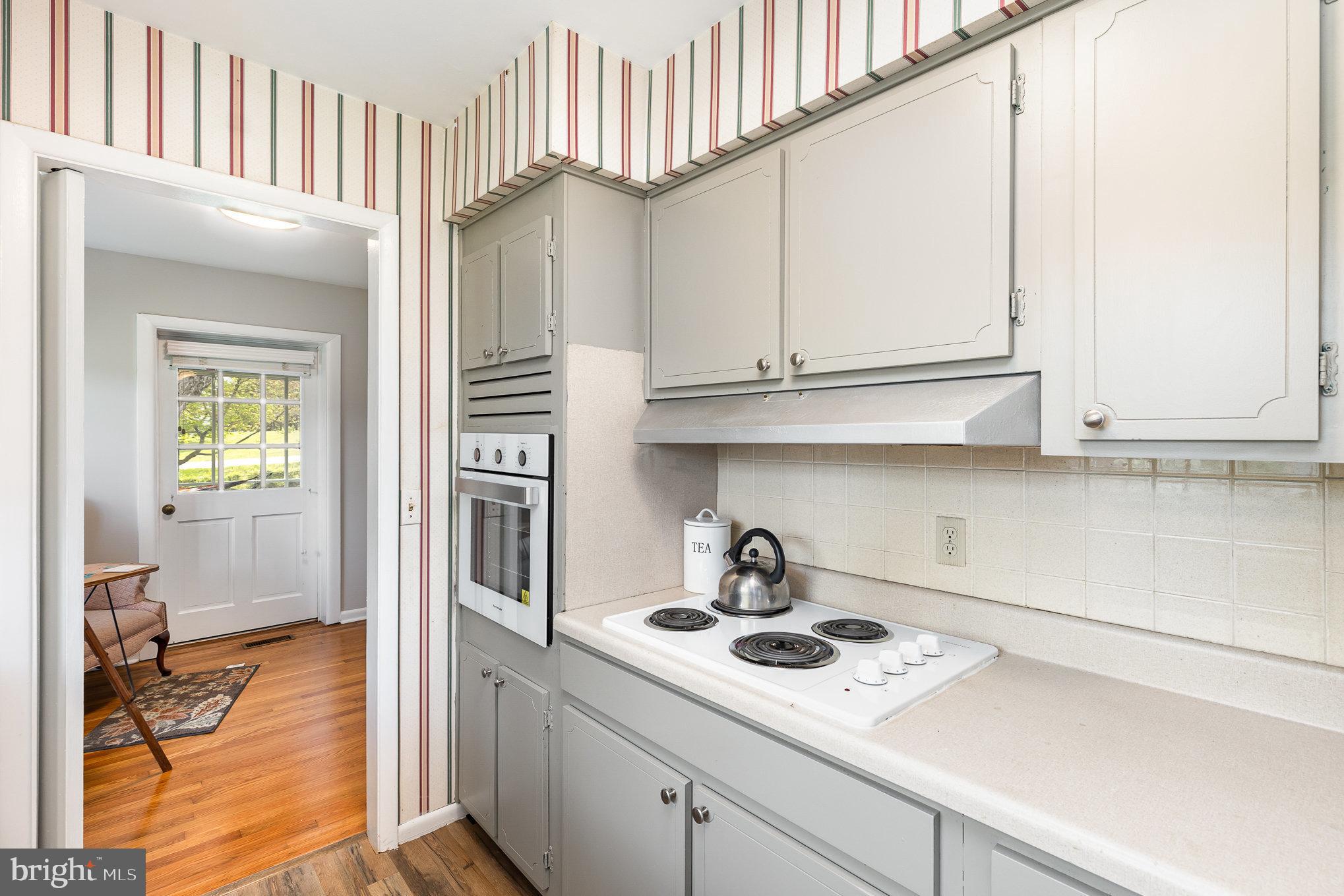 FAIRVIEW ACRES - Residential