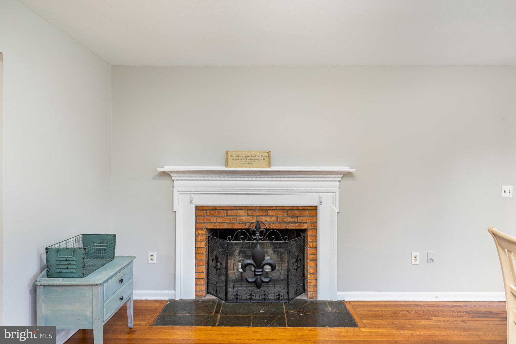 FAIRVIEW ACRES - Residential