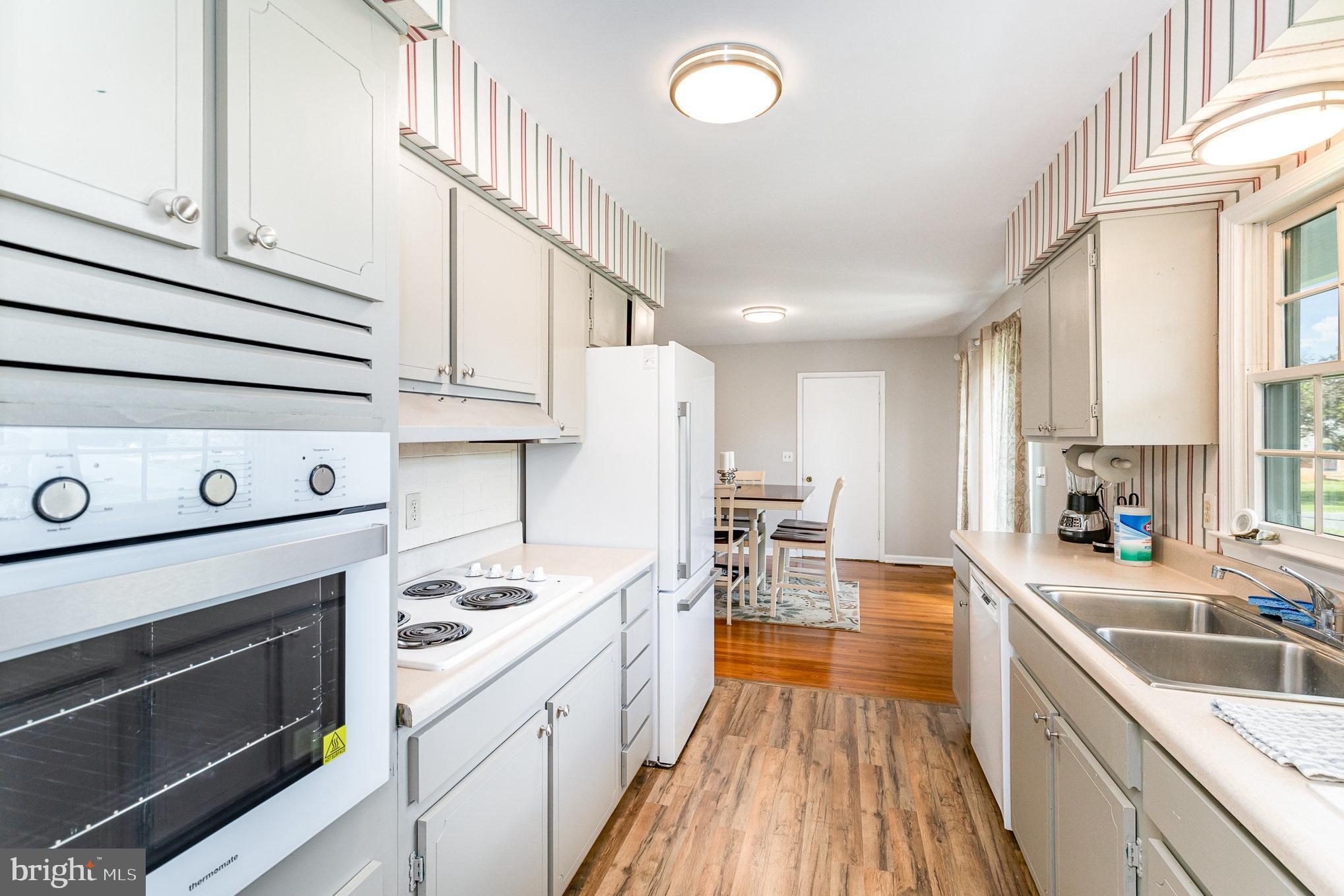 FAIRVIEW ACRES - Residential