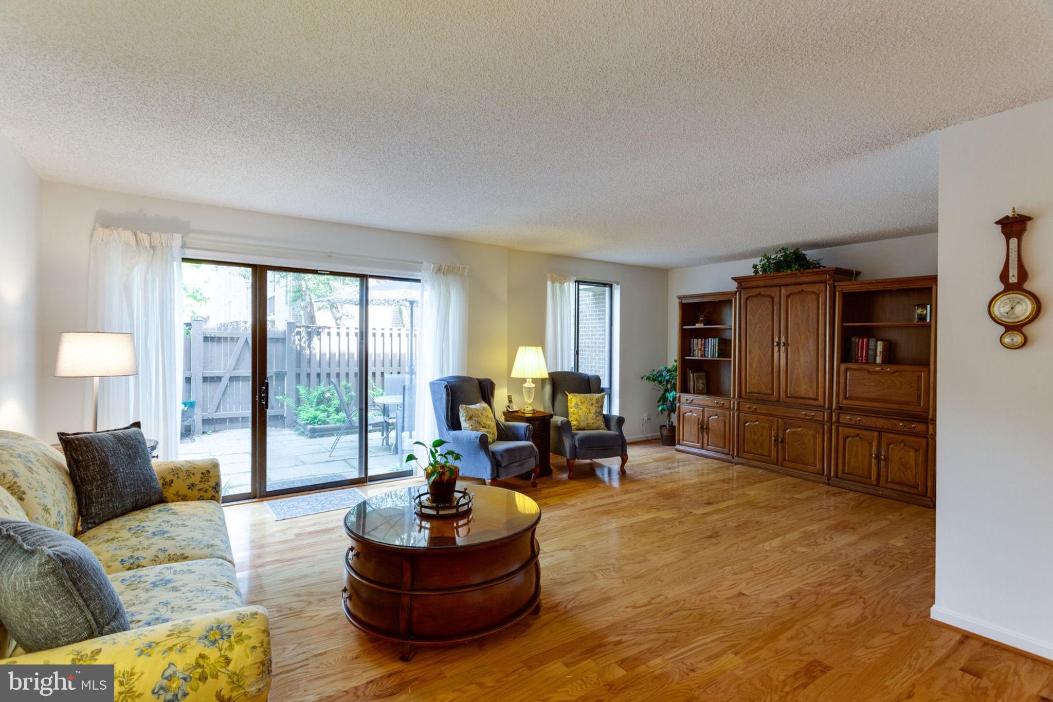 THE PLAZA - Residential