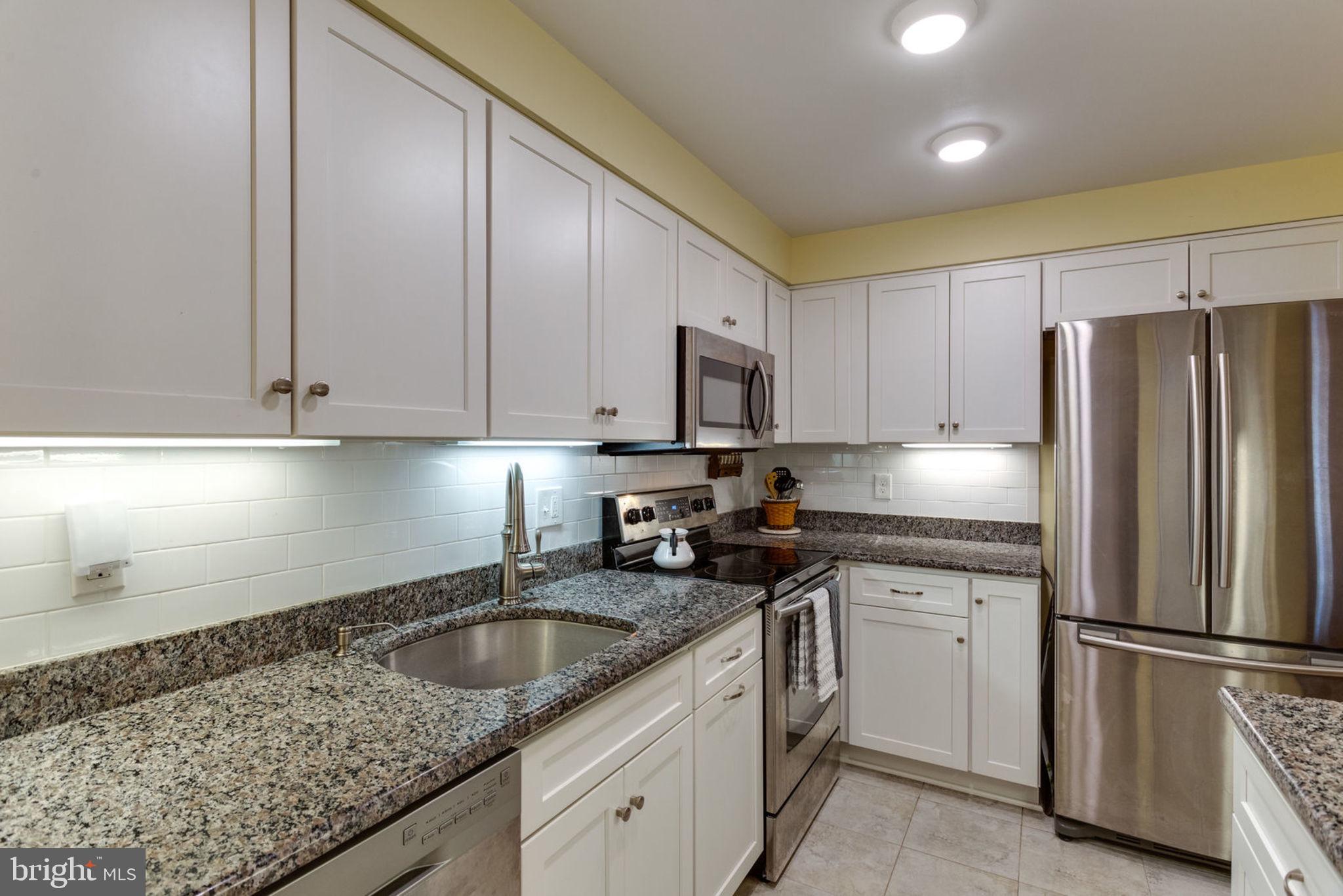 THE PLAZA - Residential