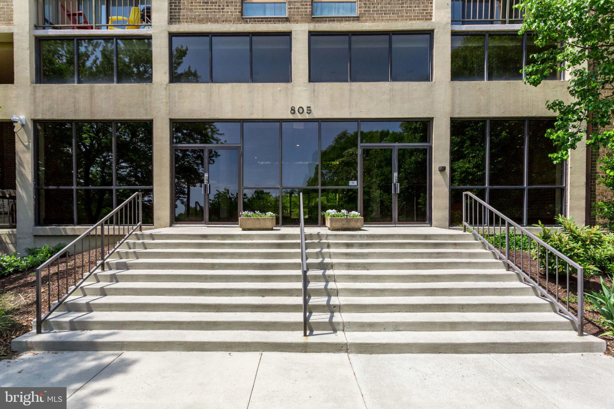 THE PLAZA - Residential