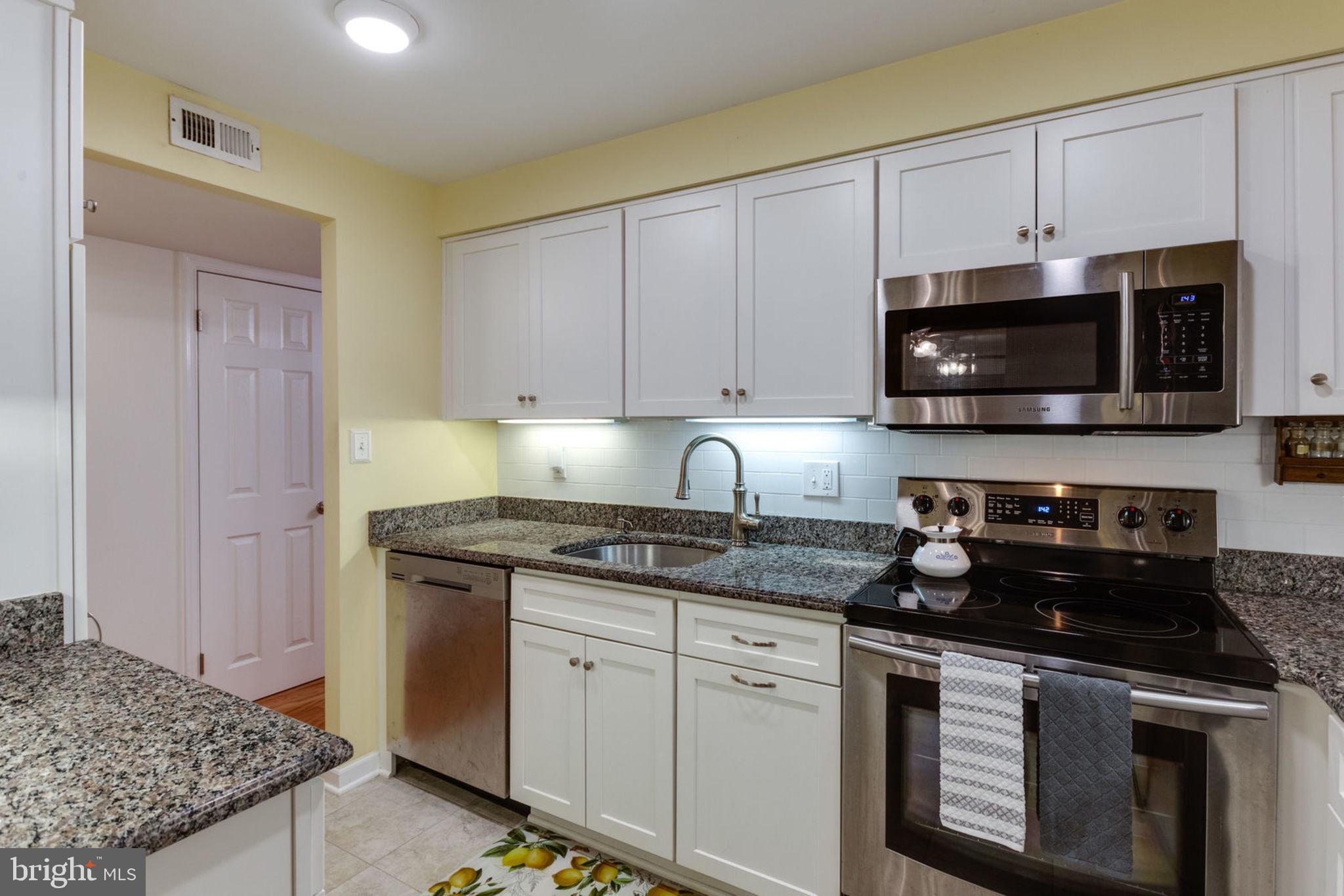 THE PLAZA - Residential