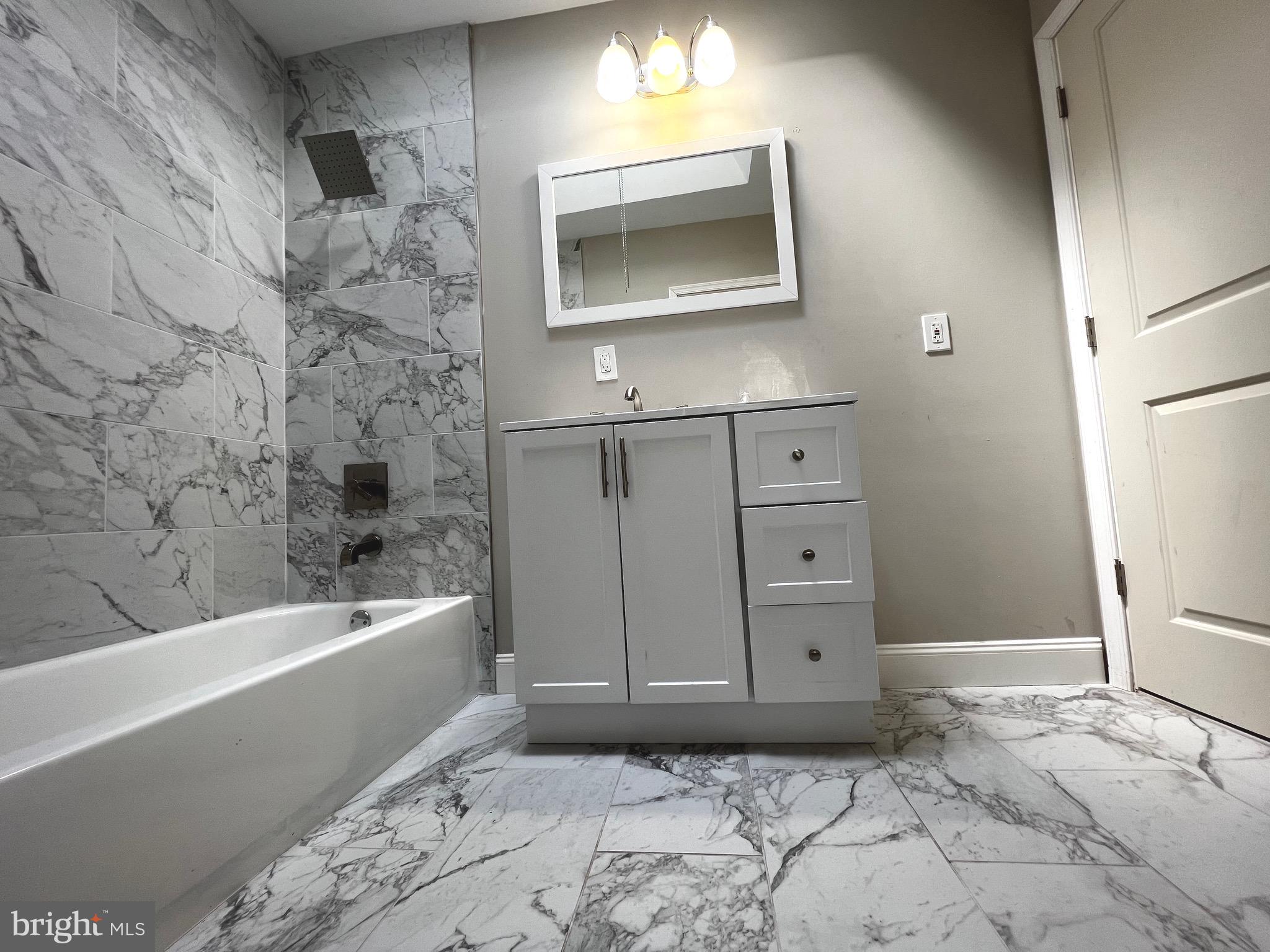 STRAWBERRY MANSION - Residential Lease