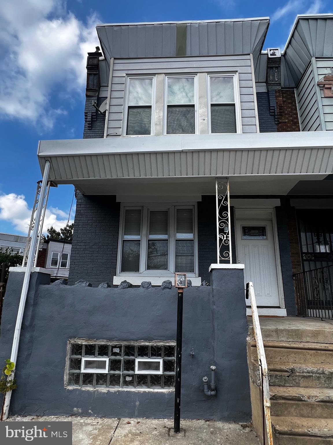 STRAWBERRY MANSION - Residential Lease