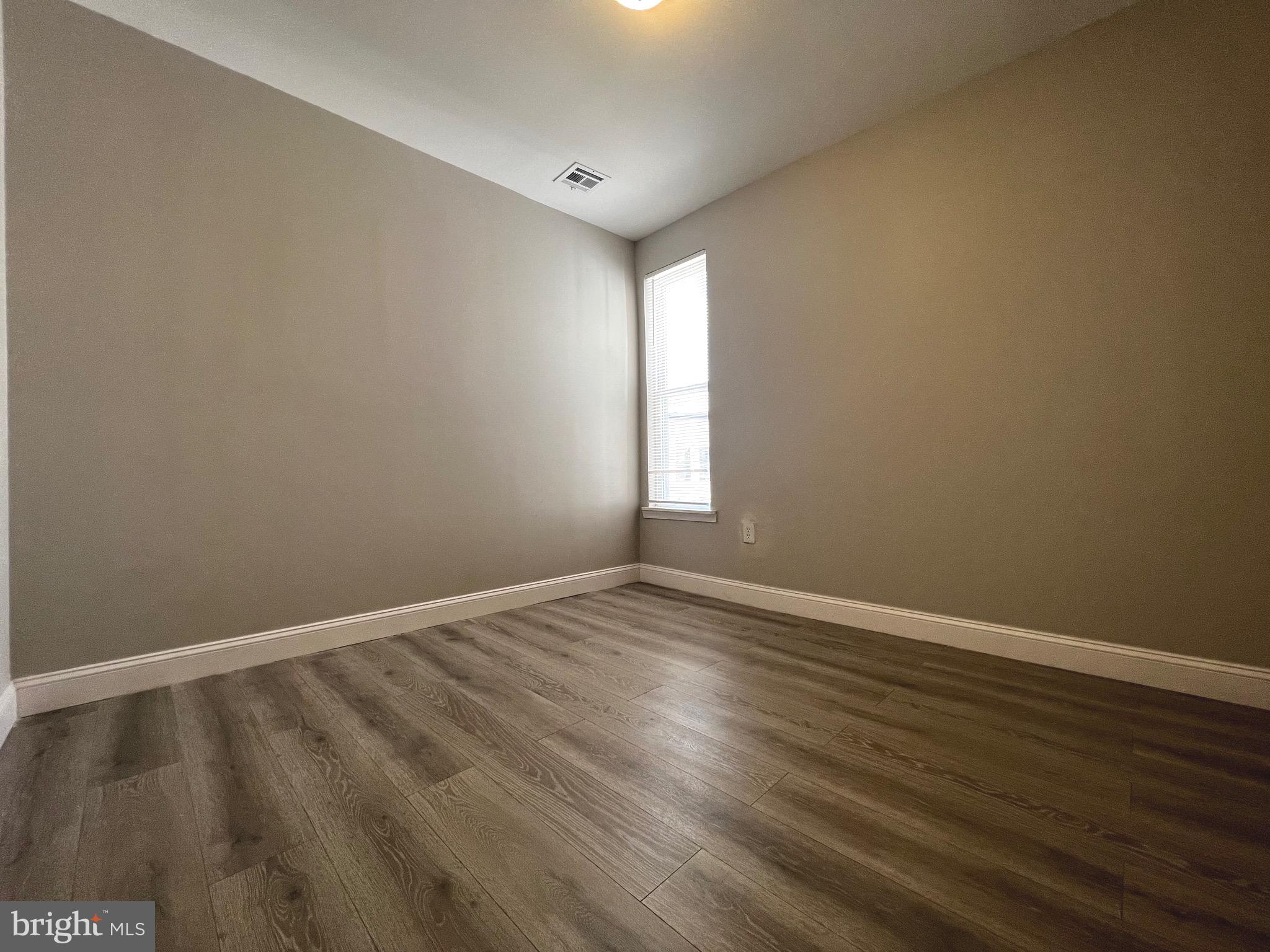 STRAWBERRY MANSION - Residential Lease