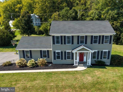 Homes For Sale - 3 Creekside Drive<br/> Snyder County, SELINSGROVE, PA 17870
