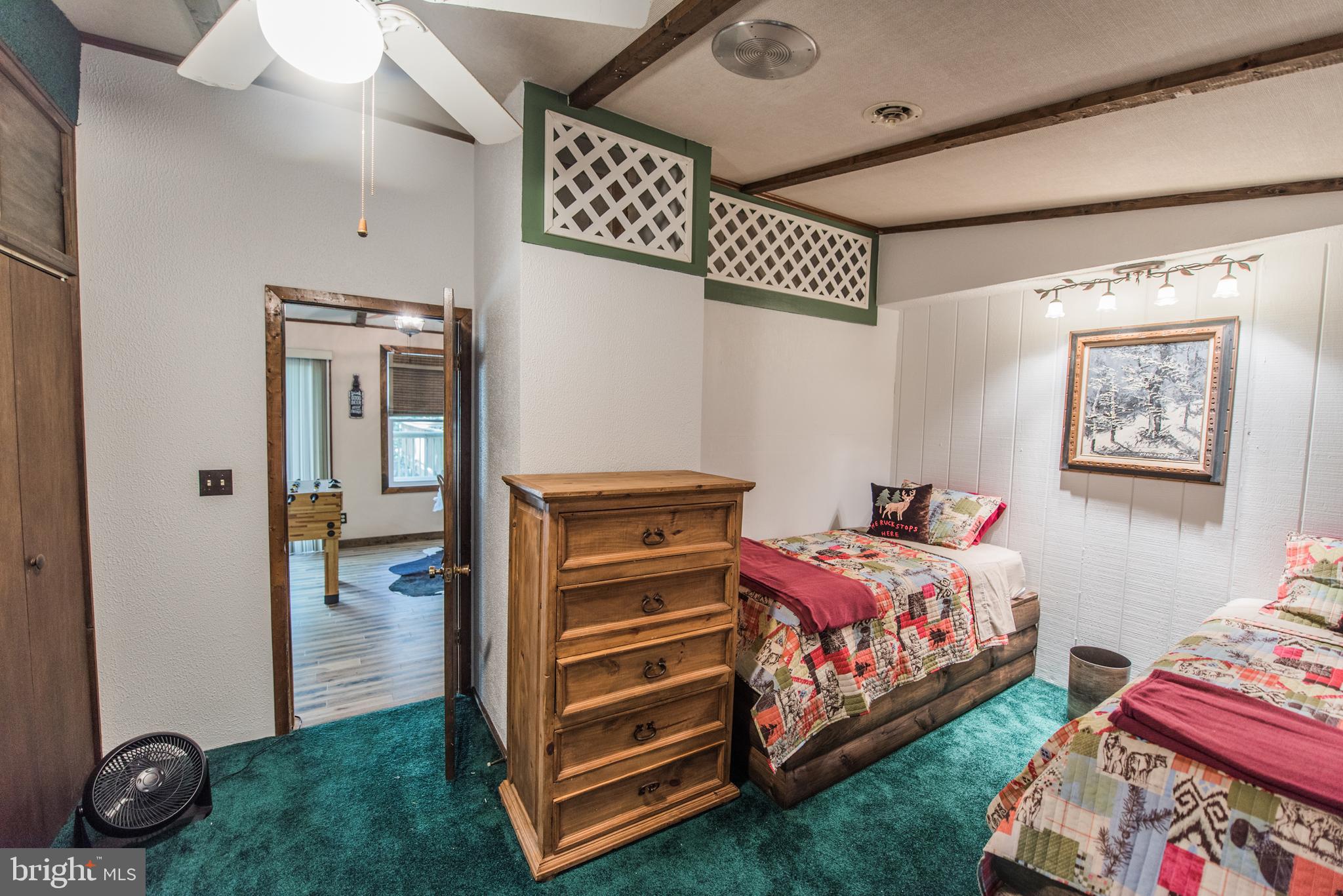 RIVER RIDGE - Residential