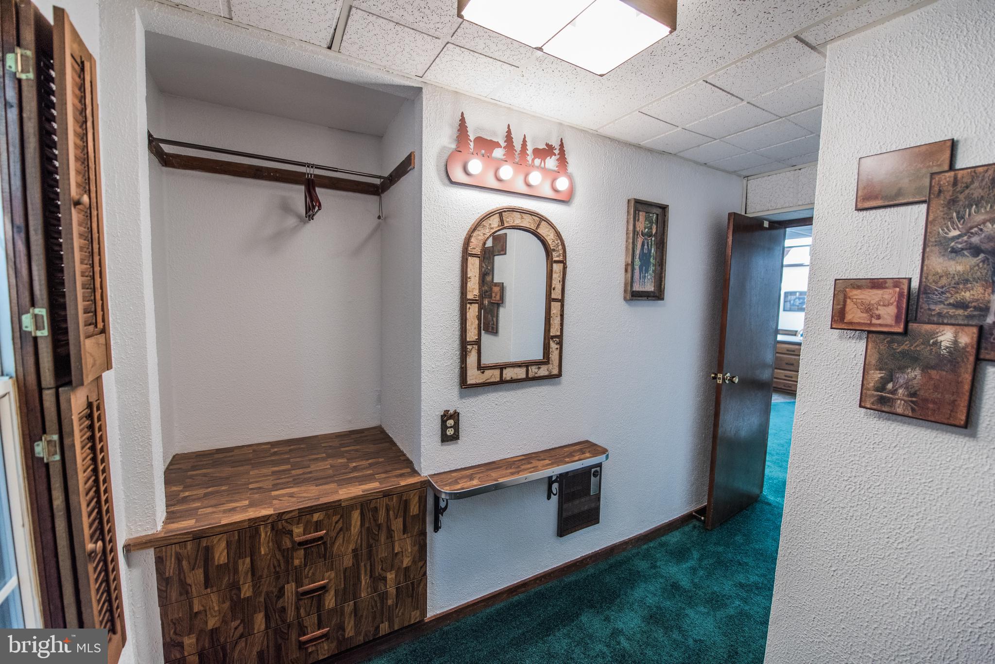 RIVER RIDGE - Residential