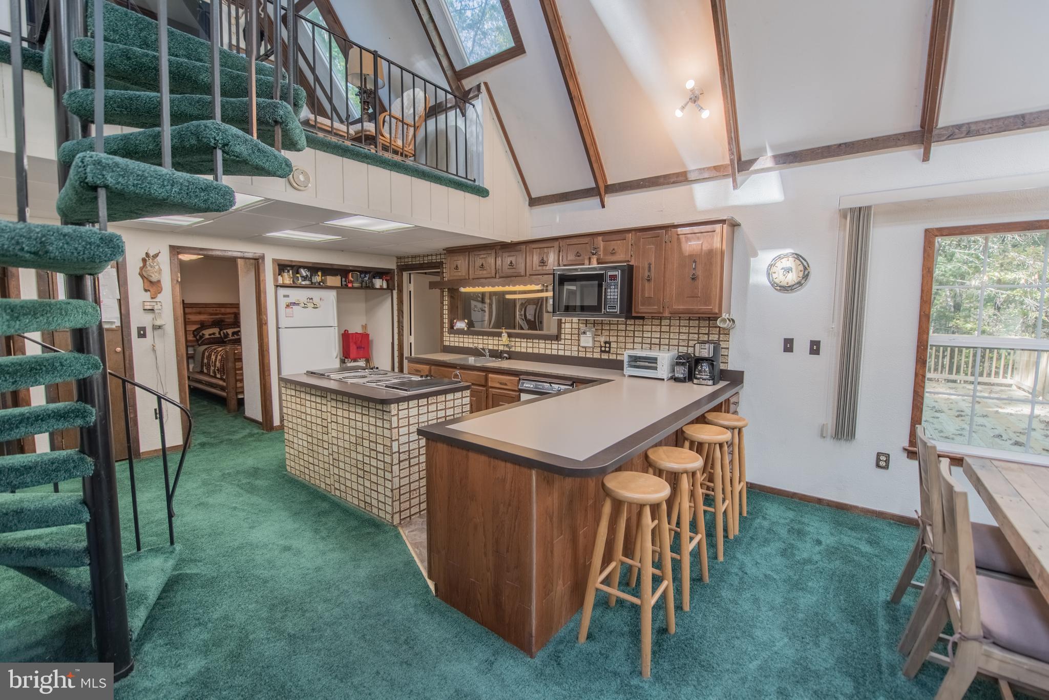 RIVER RIDGE - Residential