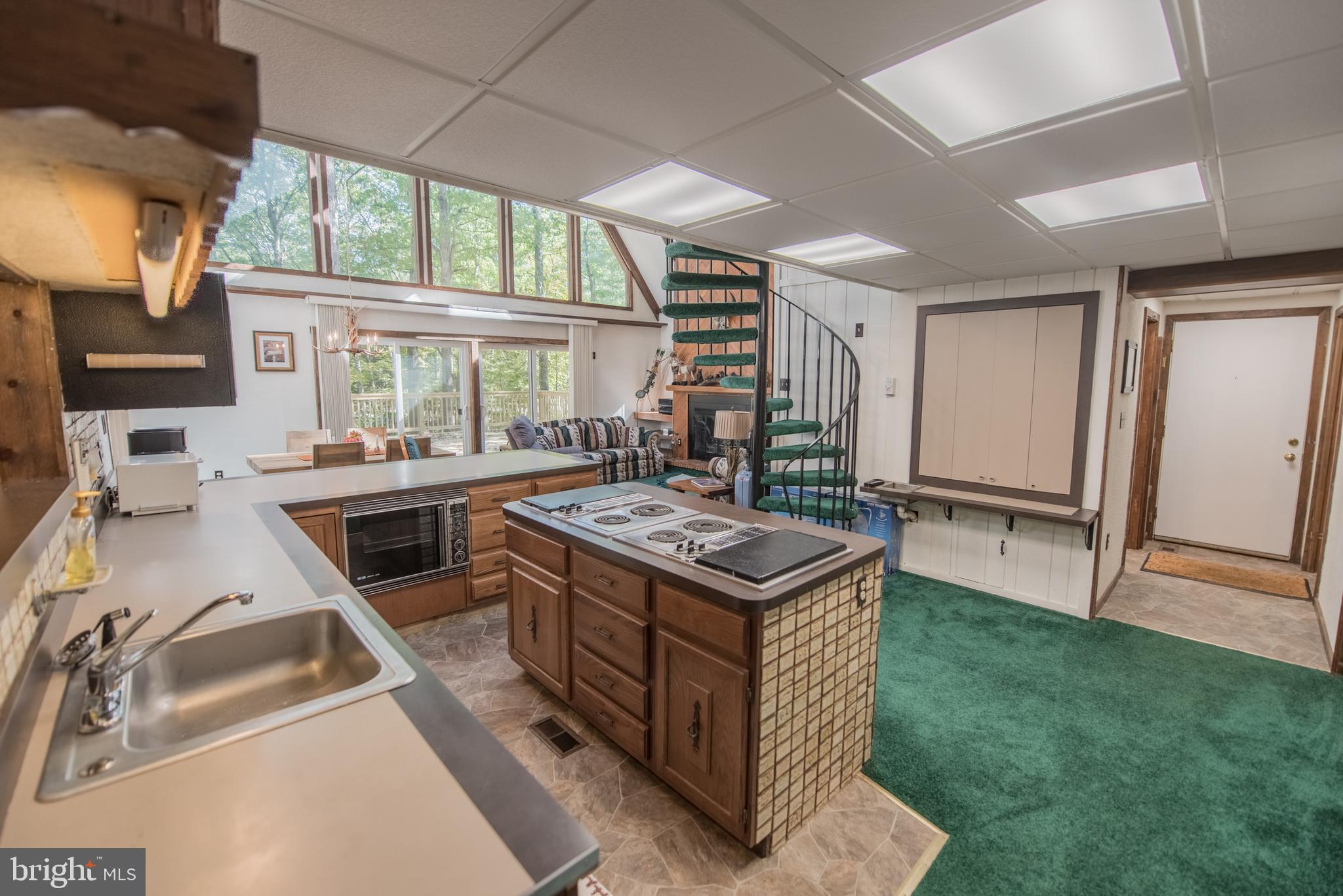 RIVER RIDGE - Residential