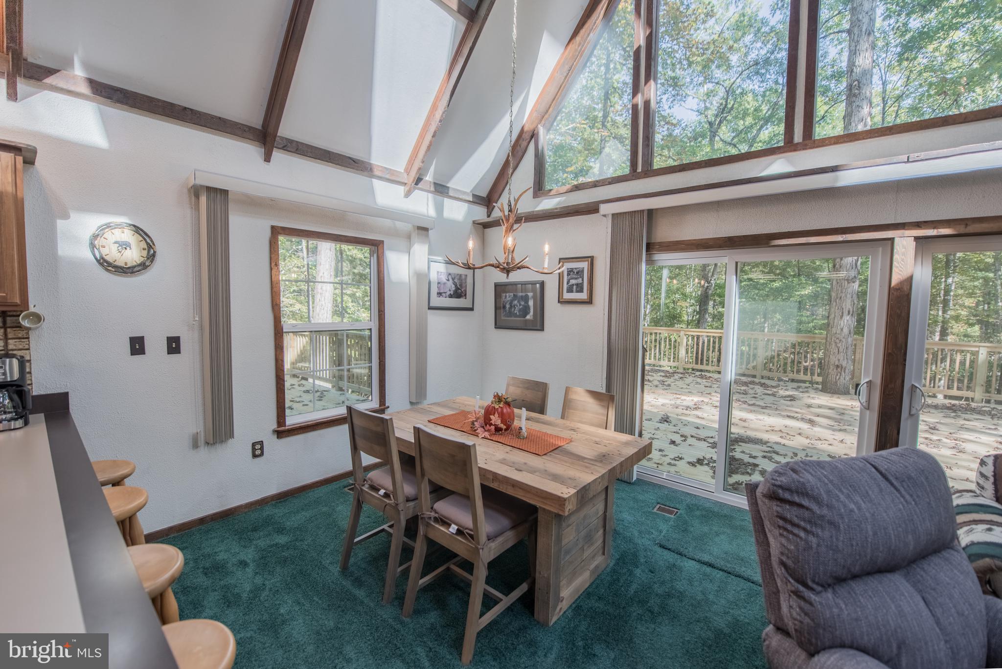 RIVER RIDGE - Residential