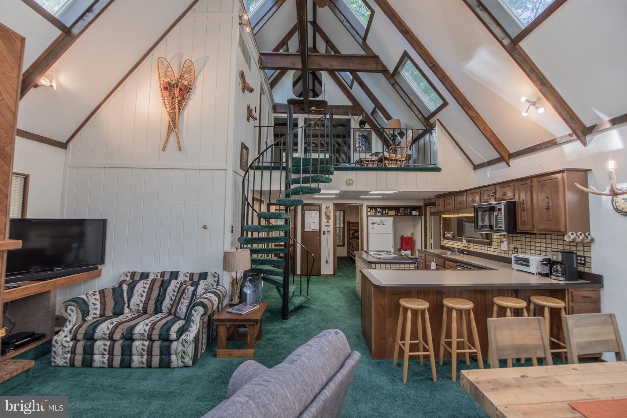 RIVER RIDGE - Residential