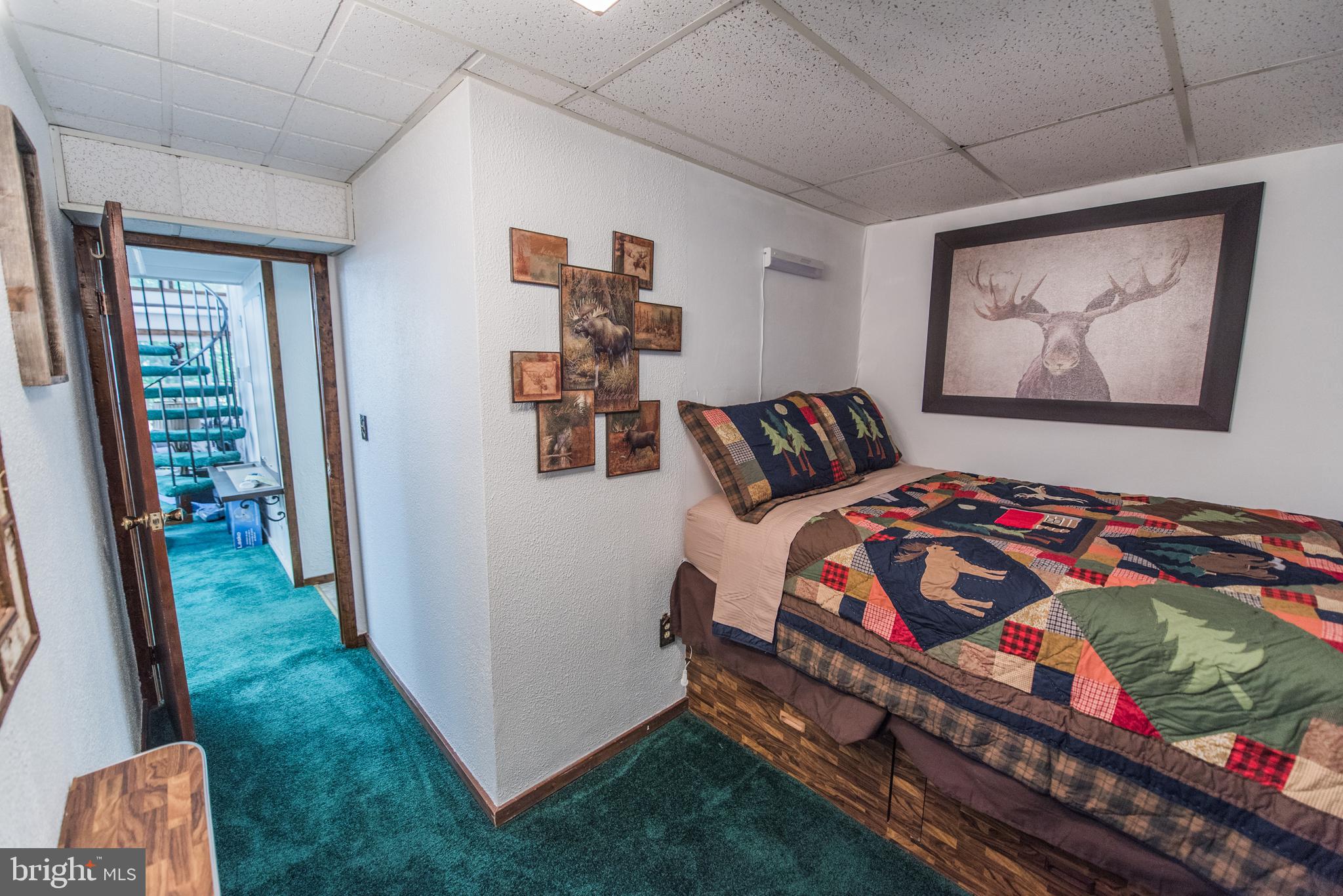 RIVER RIDGE - Residential