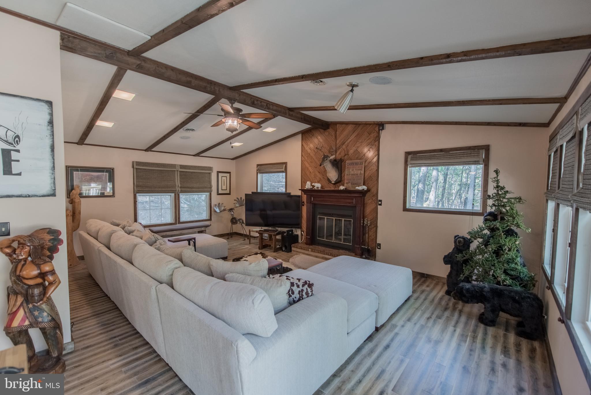 RIVER RIDGE - Residential