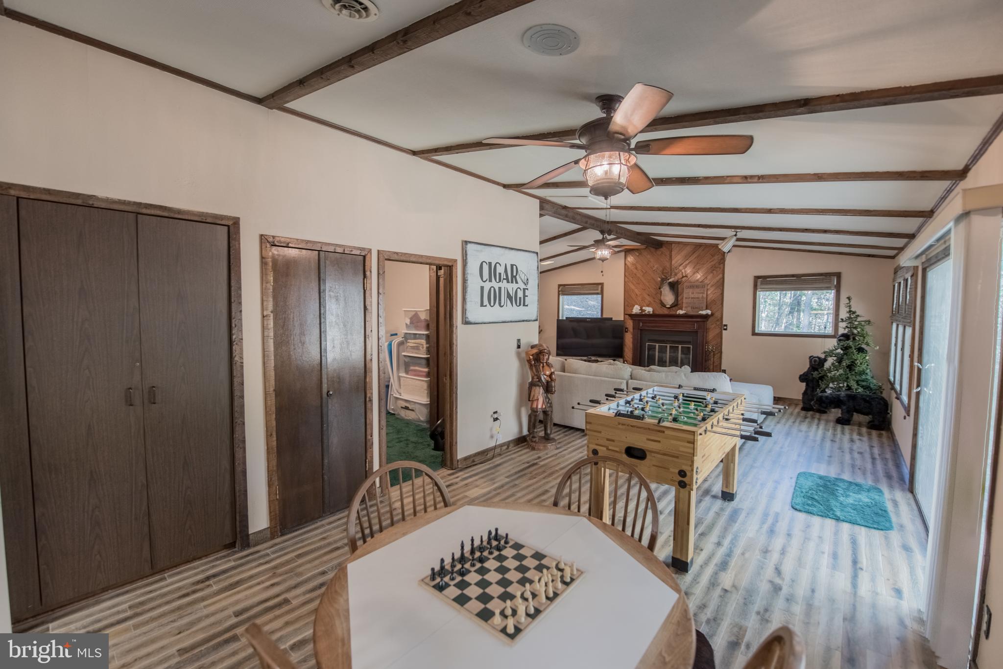 RIVER RIDGE - Residential