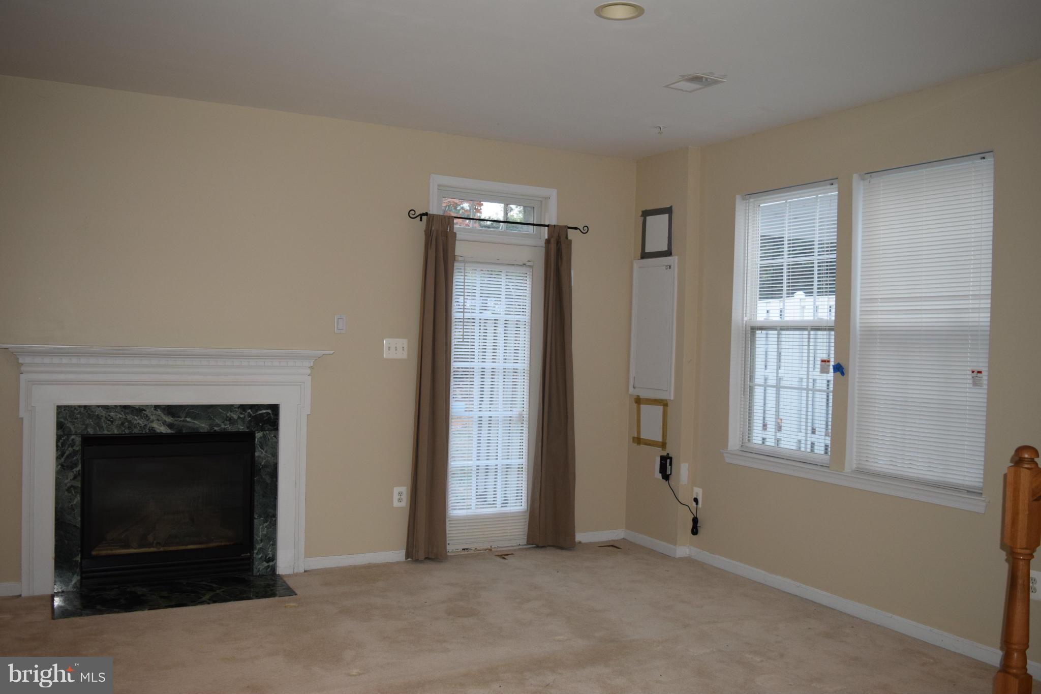 FOUNTAIN HILLS - Residential Lease