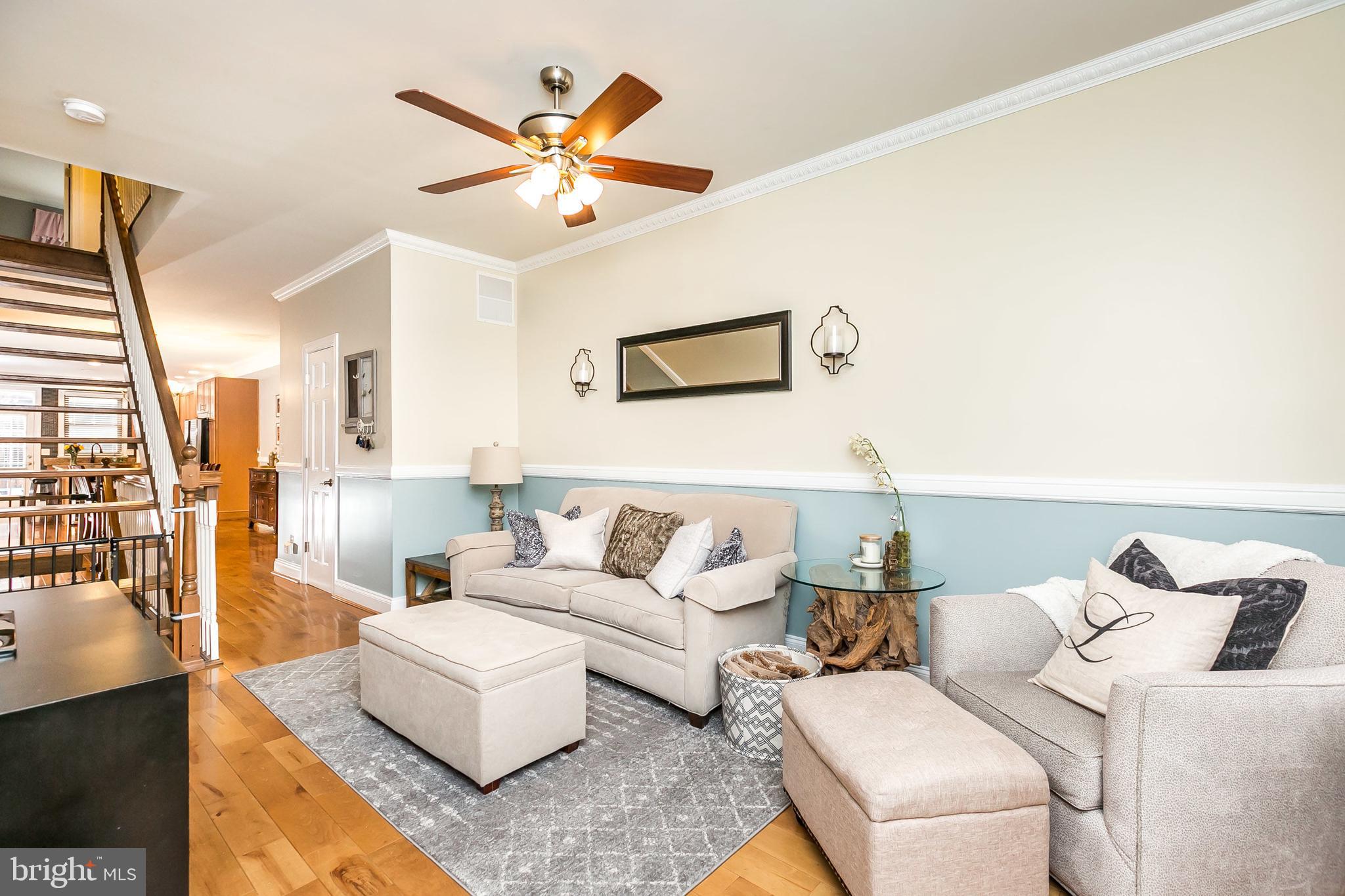 LOCUST POINT - Residential