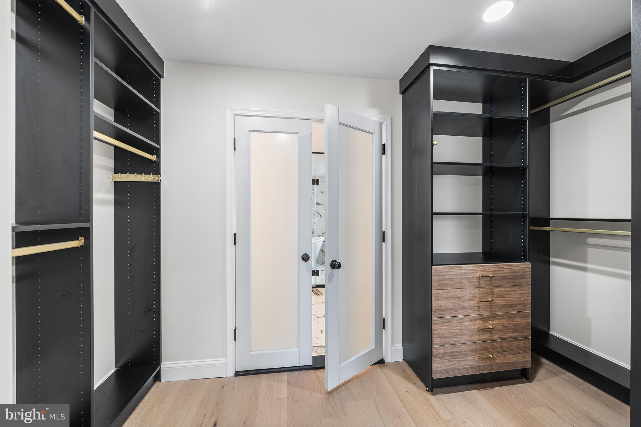 GRADUATE HOSPITAL - Residential