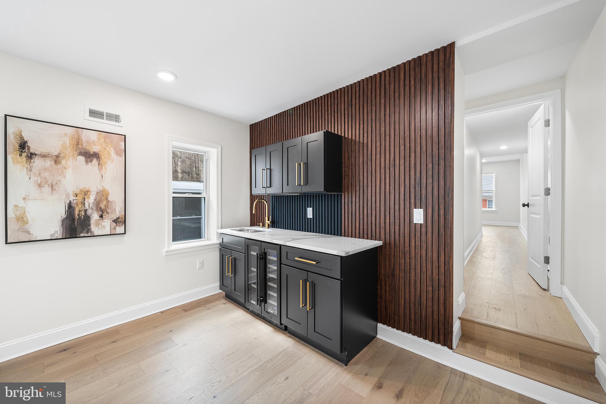 GRADUATE HOSPITAL - Residential