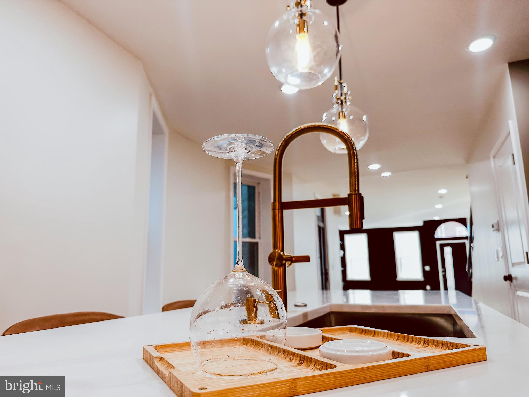 GRADUATE HOSPITAL - Residential