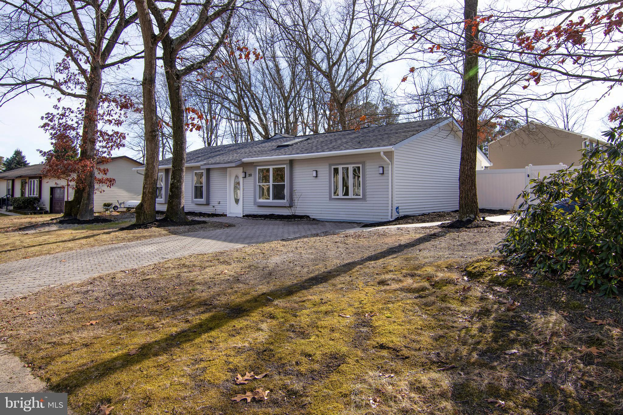 20 SUGAR BUSH DRIVE