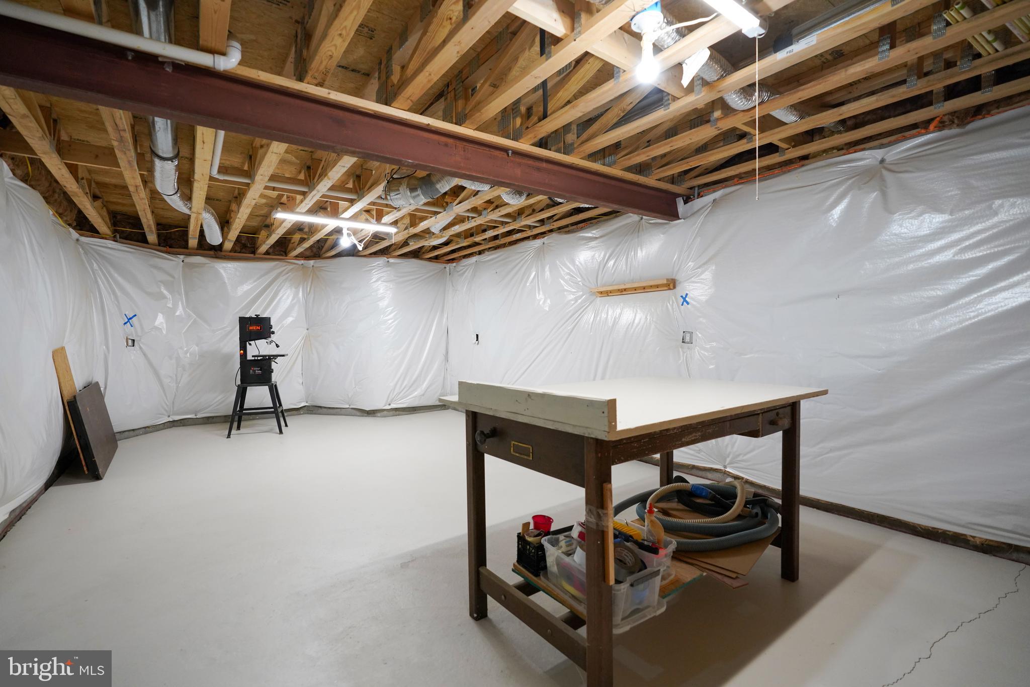 TIDEWATER LANDING - Residential