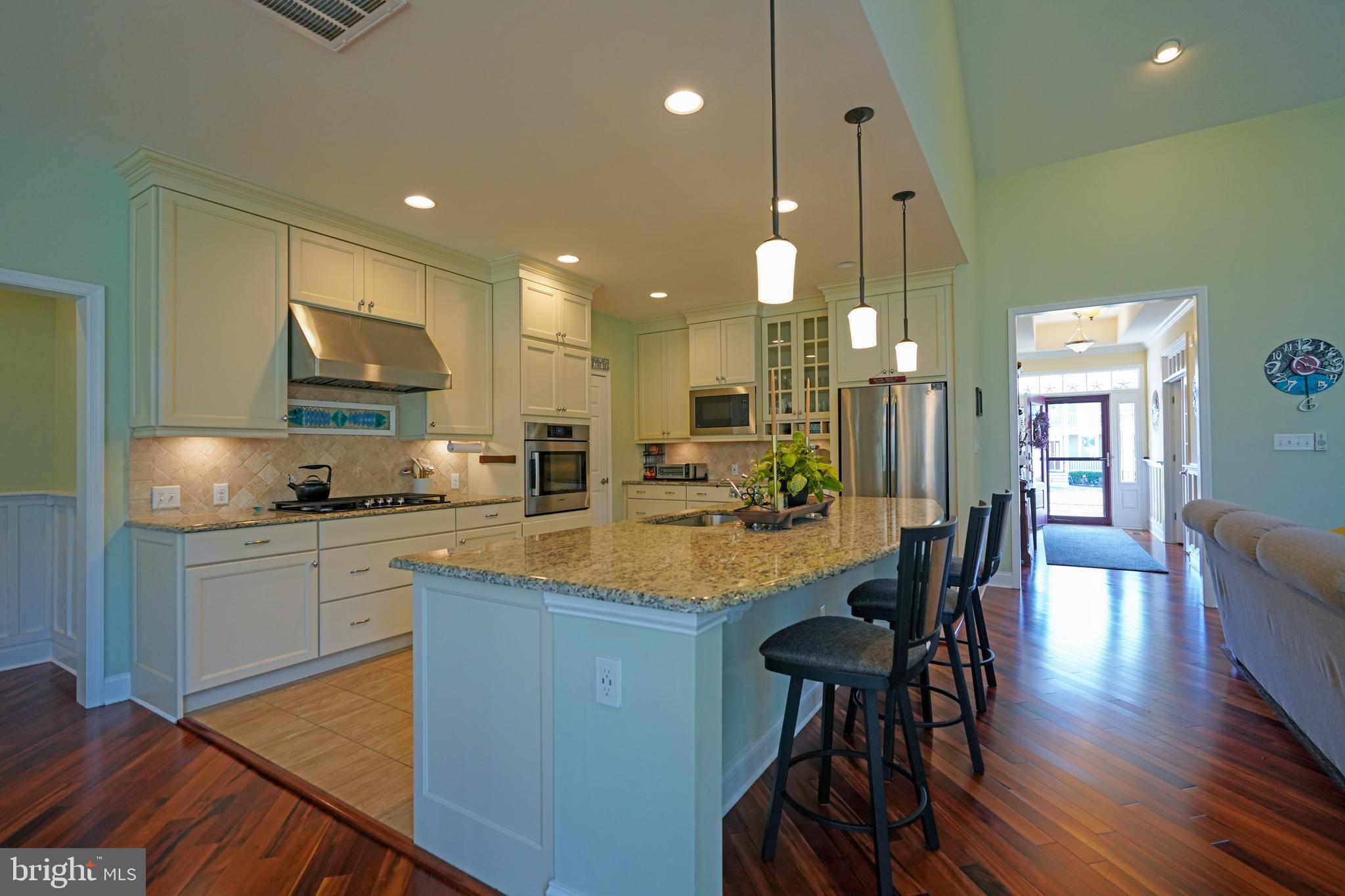 TIDEWATER LANDING - Residential