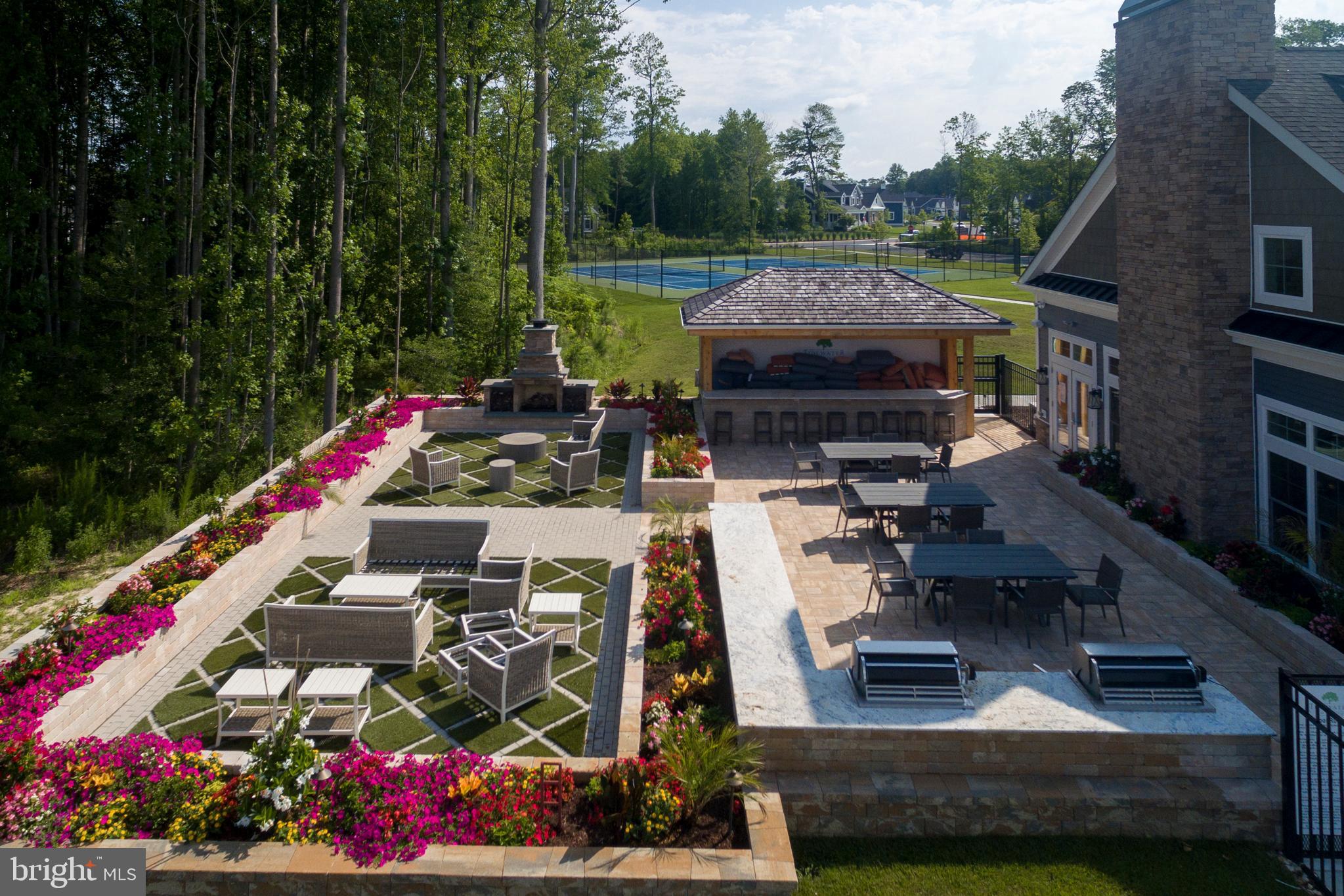 TIDEWATER LANDING - Residential