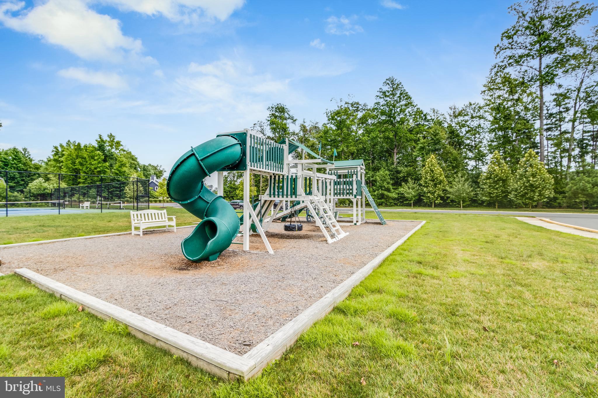 TIDEWATER LANDING - Residential