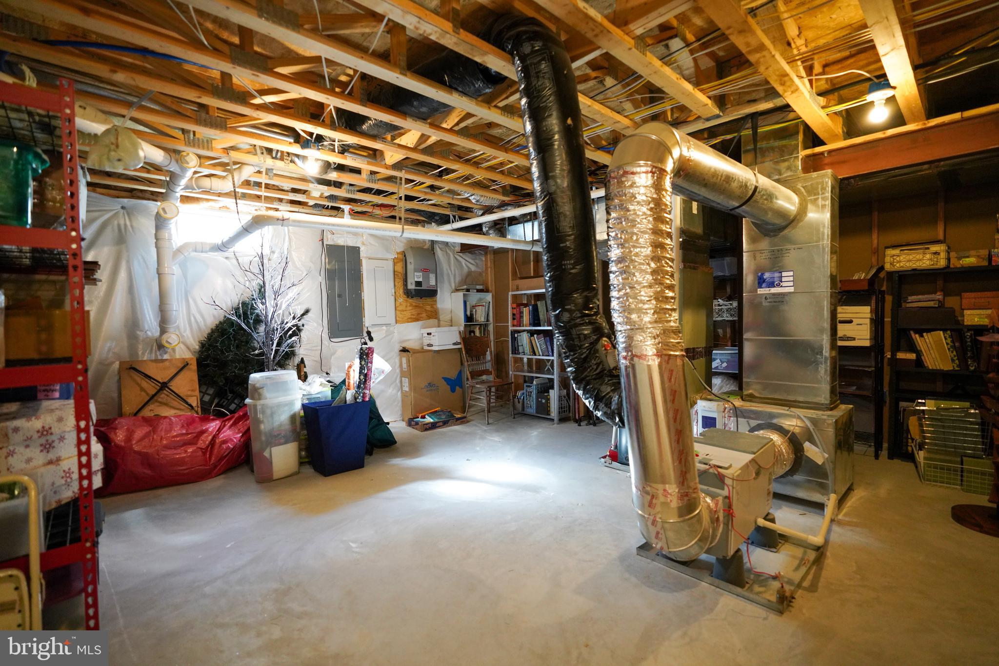 TIDEWATER LANDING - Residential