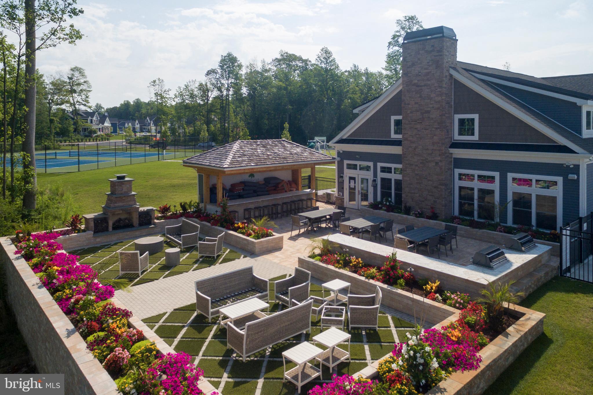 TIDEWATER LANDING - Residential