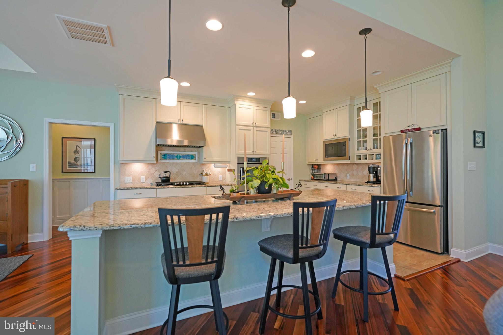 TIDEWATER LANDING - Residential