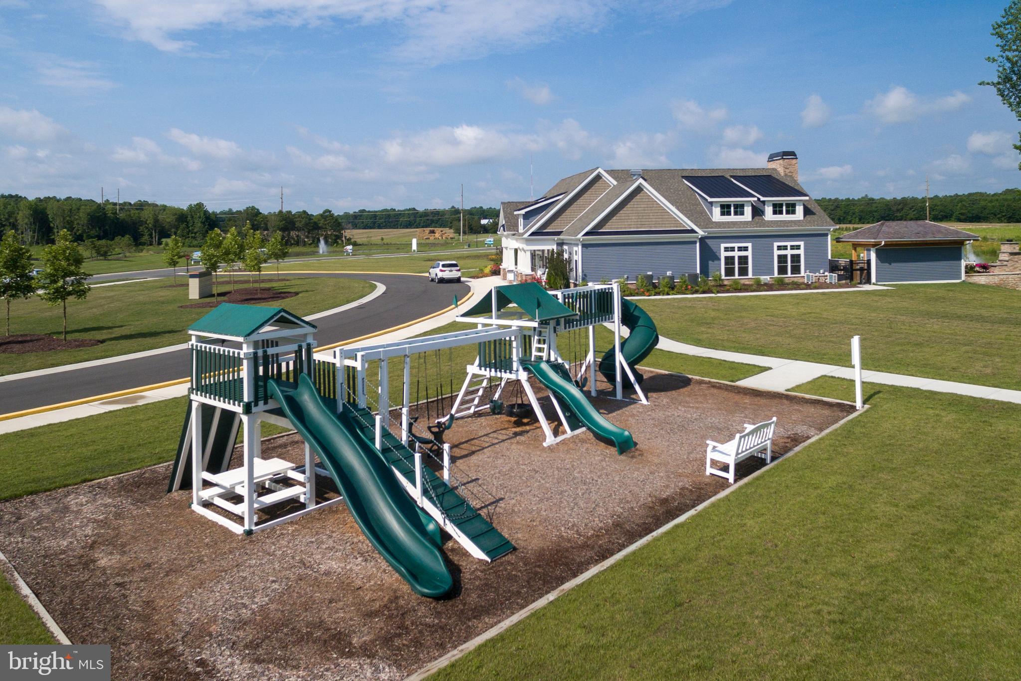 TIDEWATER LANDING - Residential