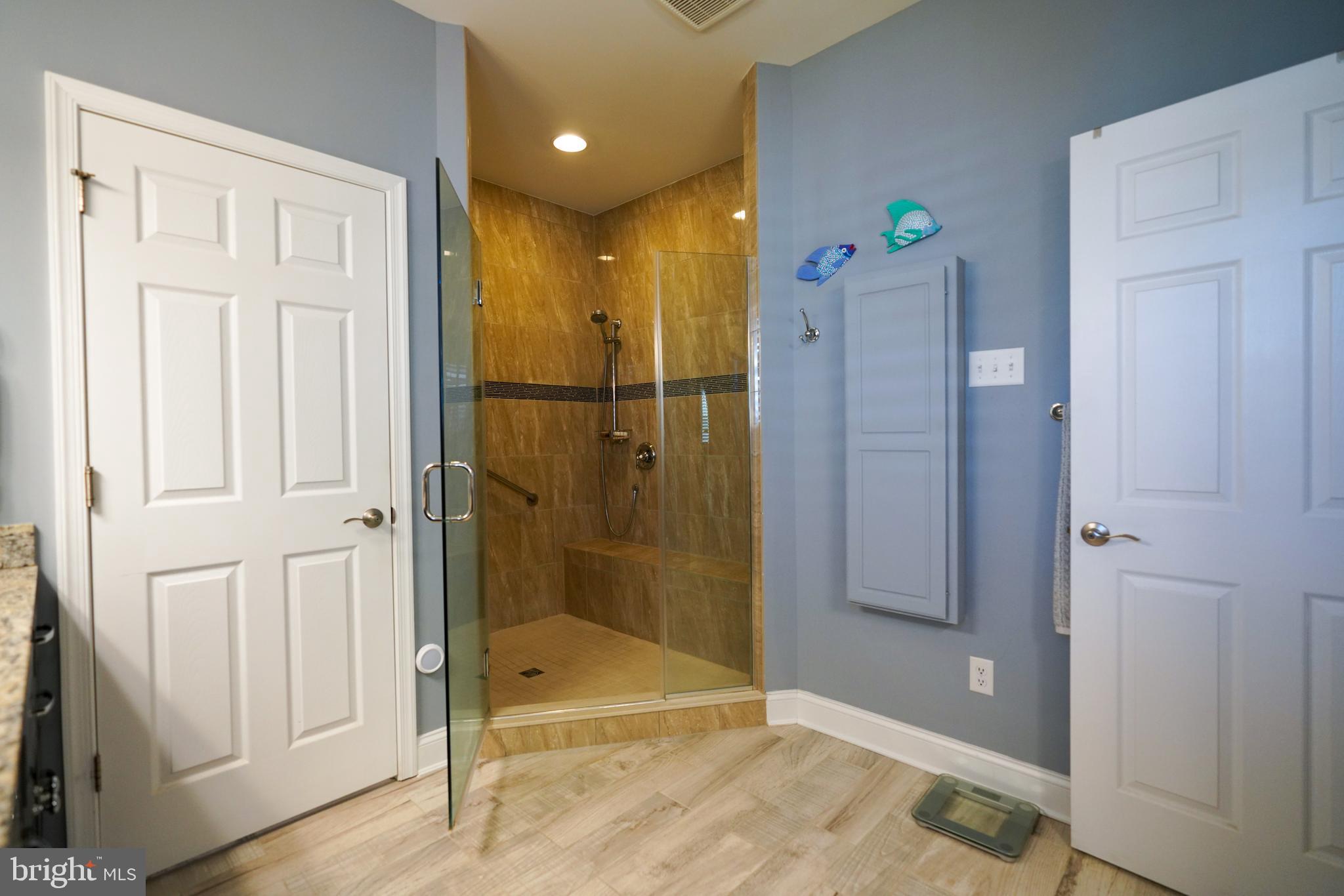 TIDEWATER LANDING - Residential