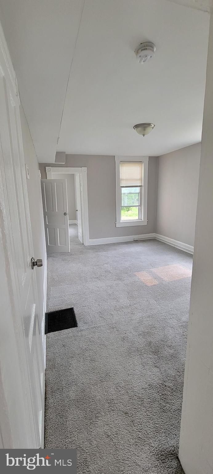 WEST ARLINGTON - Residential Lease