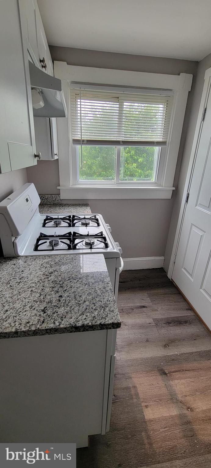 WEST ARLINGTON - Residential Lease