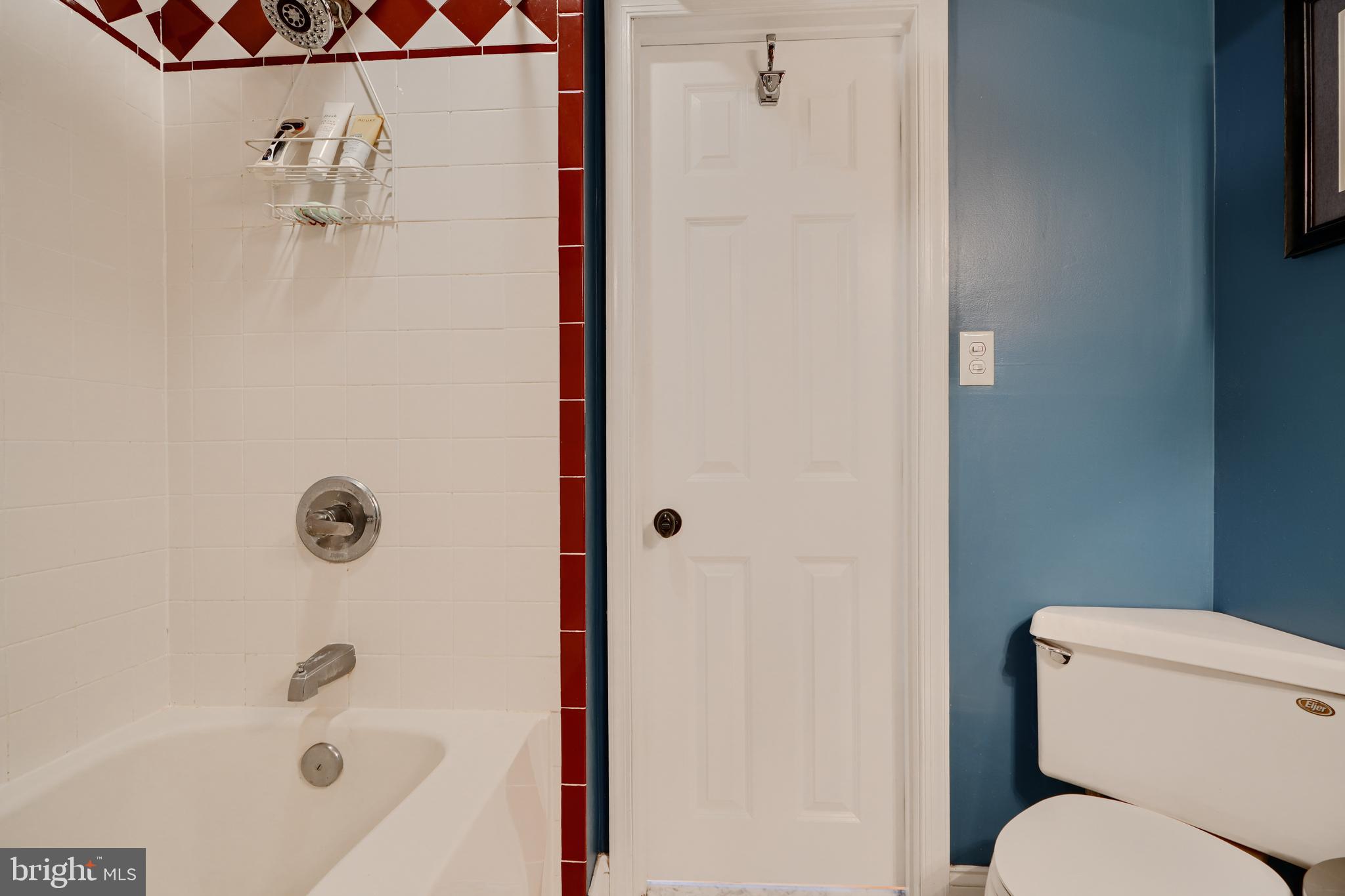 BUTCHERS HILL - Residential