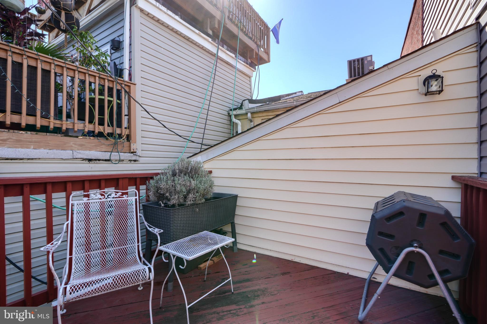 BUTCHERS HILL - Residential