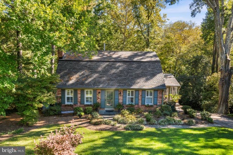 Photo of 1625 Courtland Road, ALEXANDRIA, VA 22306 (MLS # VAFX2347316)