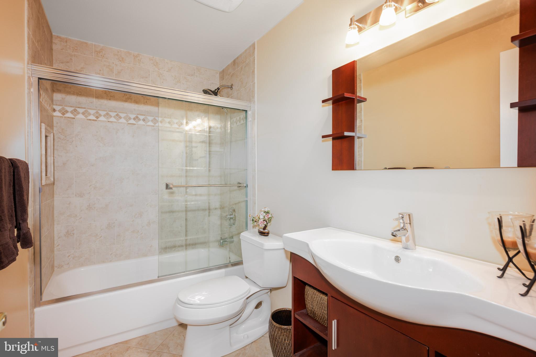 PINEY GLEN VILLAGE - Residential