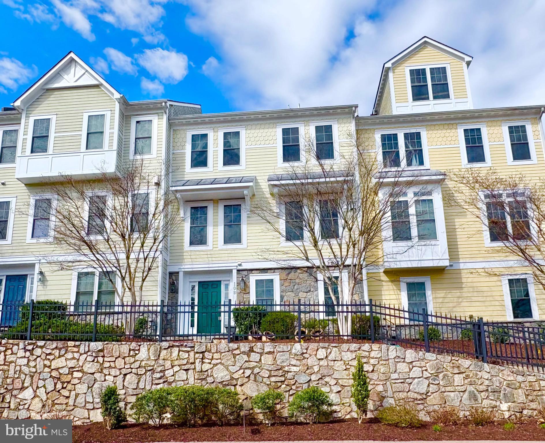 HERNDON ADDITION TO OCCO - Residential Lease