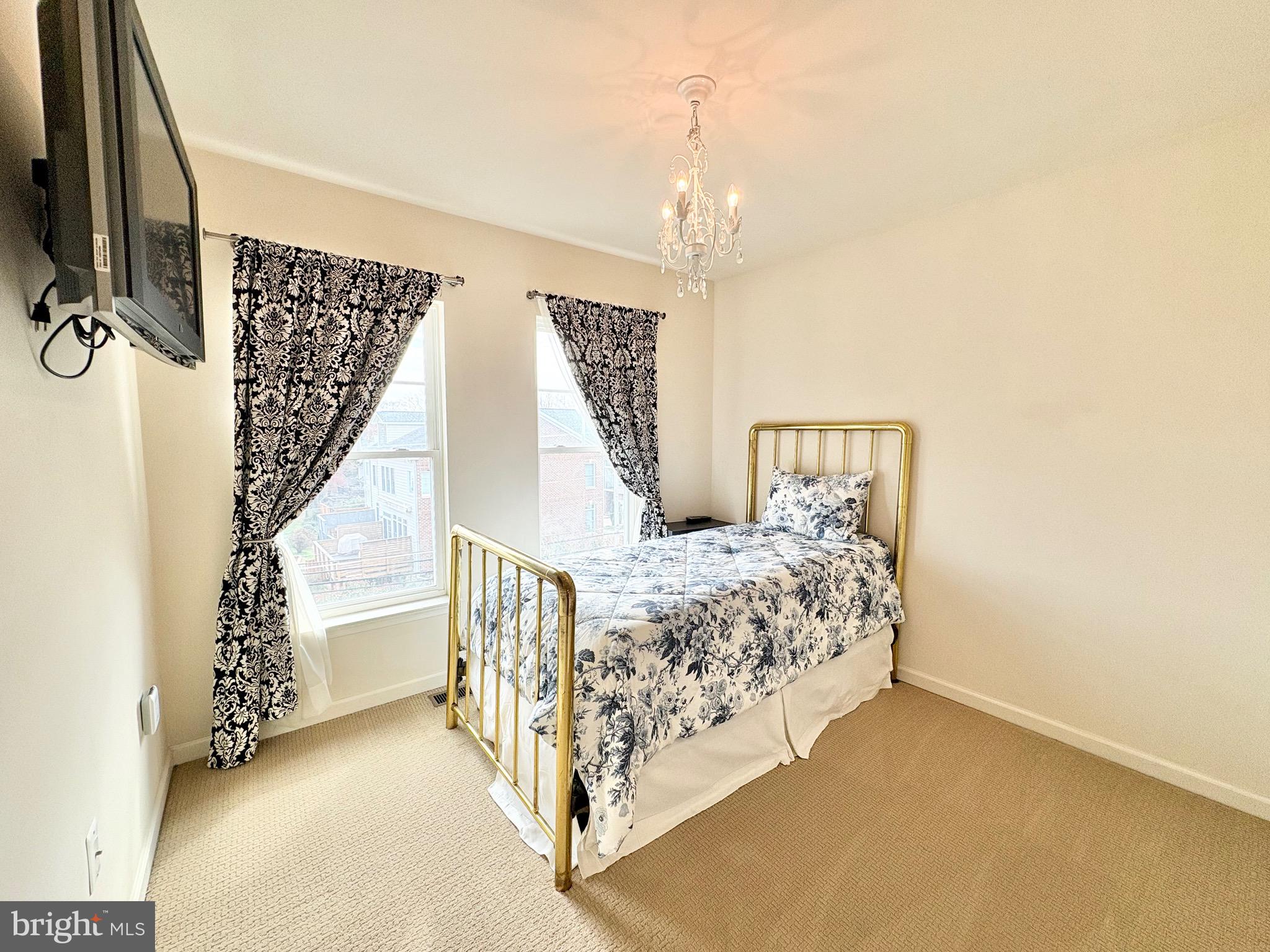 HERNDON ADDITION TO OCCO - Residential Lease