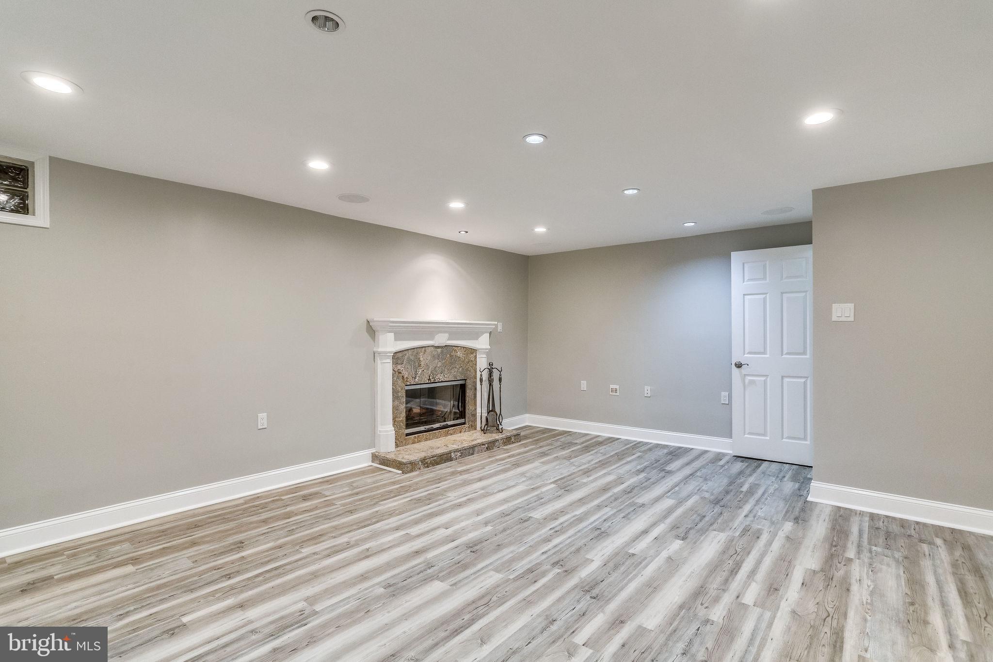 TANTALLON SOUTH - Residential Lease