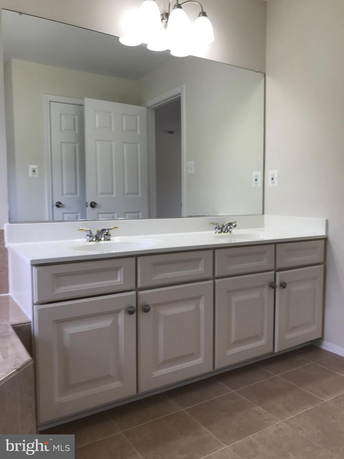 APPLE GROVE - Residential